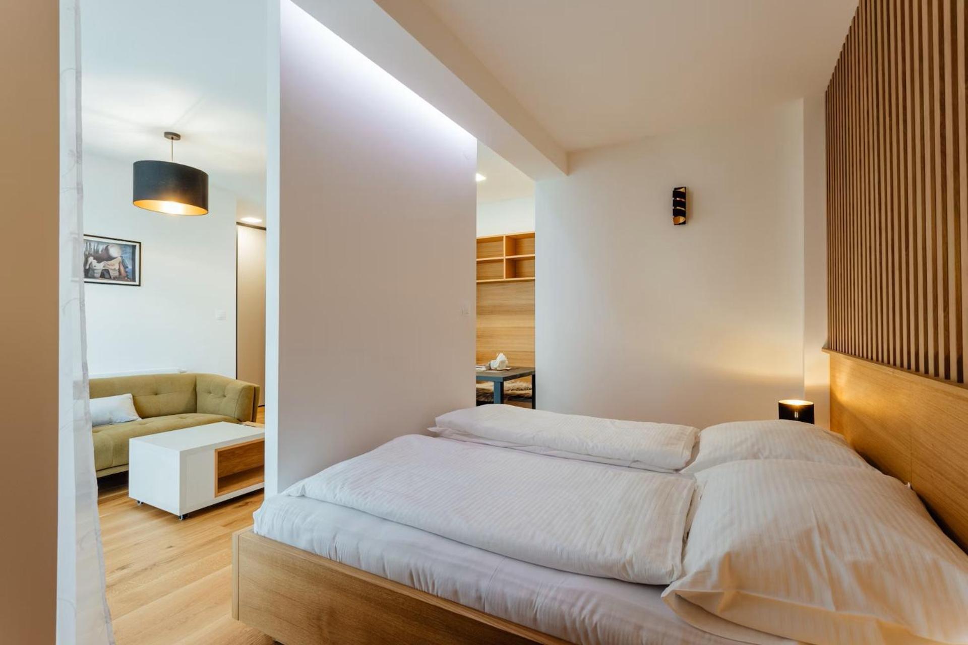 Budinski Apartmany & Wellness ลิฟตอฟสกีมิคูลาช ภายนอก รูปภาพ