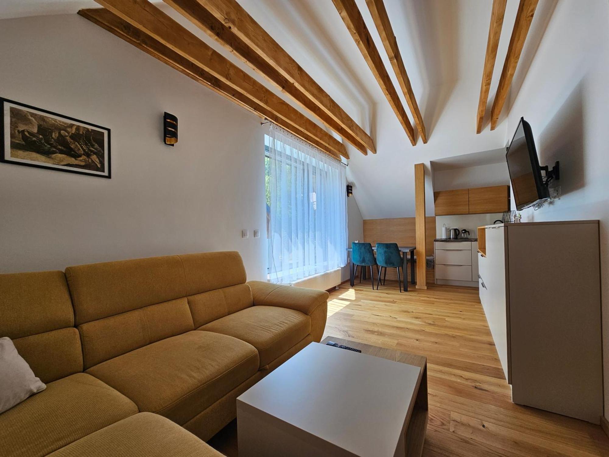 Budinski Apartmany & Wellness ลิฟตอฟสกีมิคูลาช ภายนอก รูปภาพ