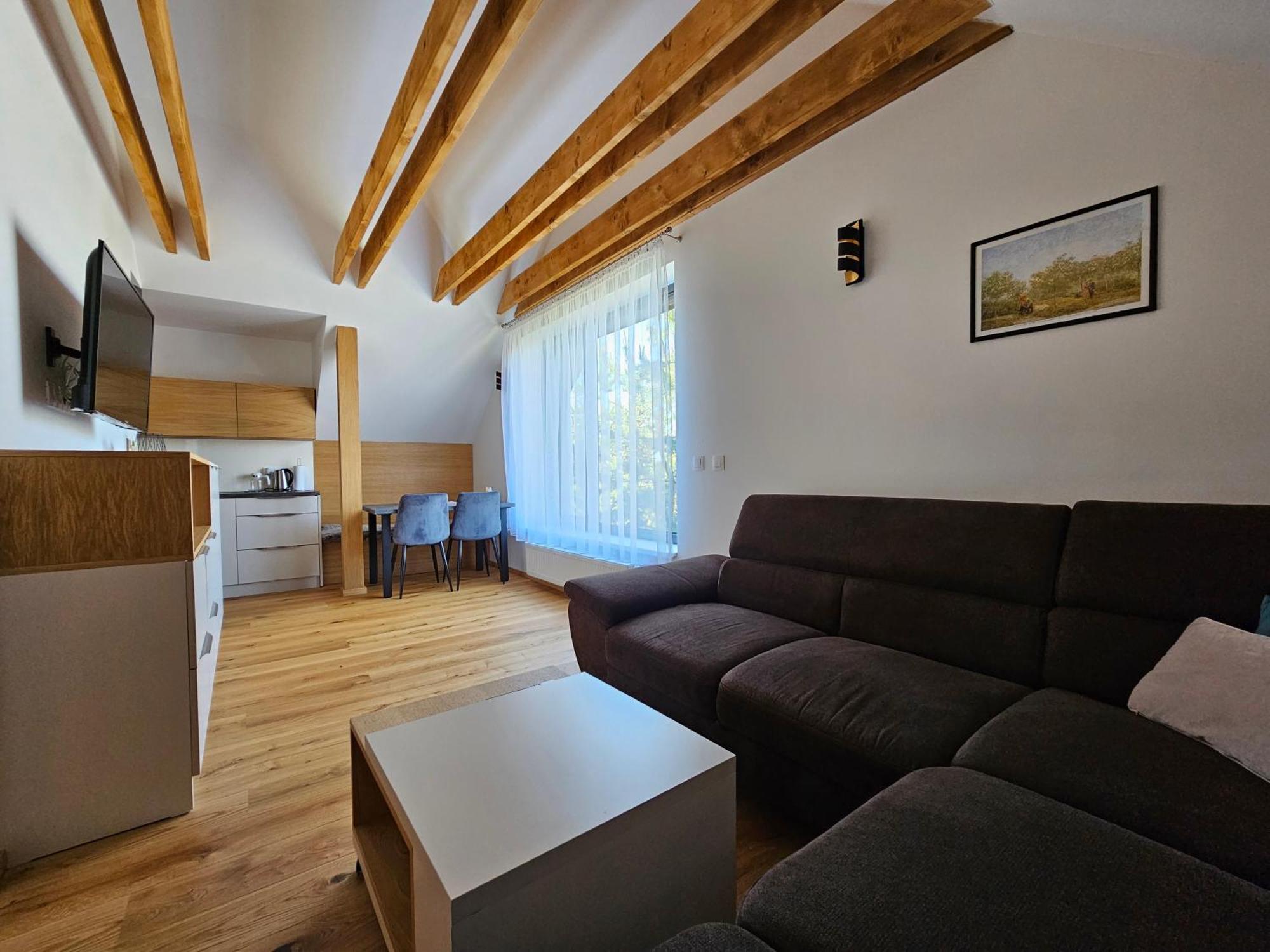 Budinski Apartmany & Wellness ลิฟตอฟสกีมิคูลาช ภายนอก รูปภาพ